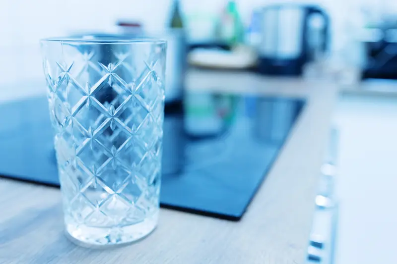 האם בר מים איכותי באמת משנה את איכות החיים בבית ובעסק?